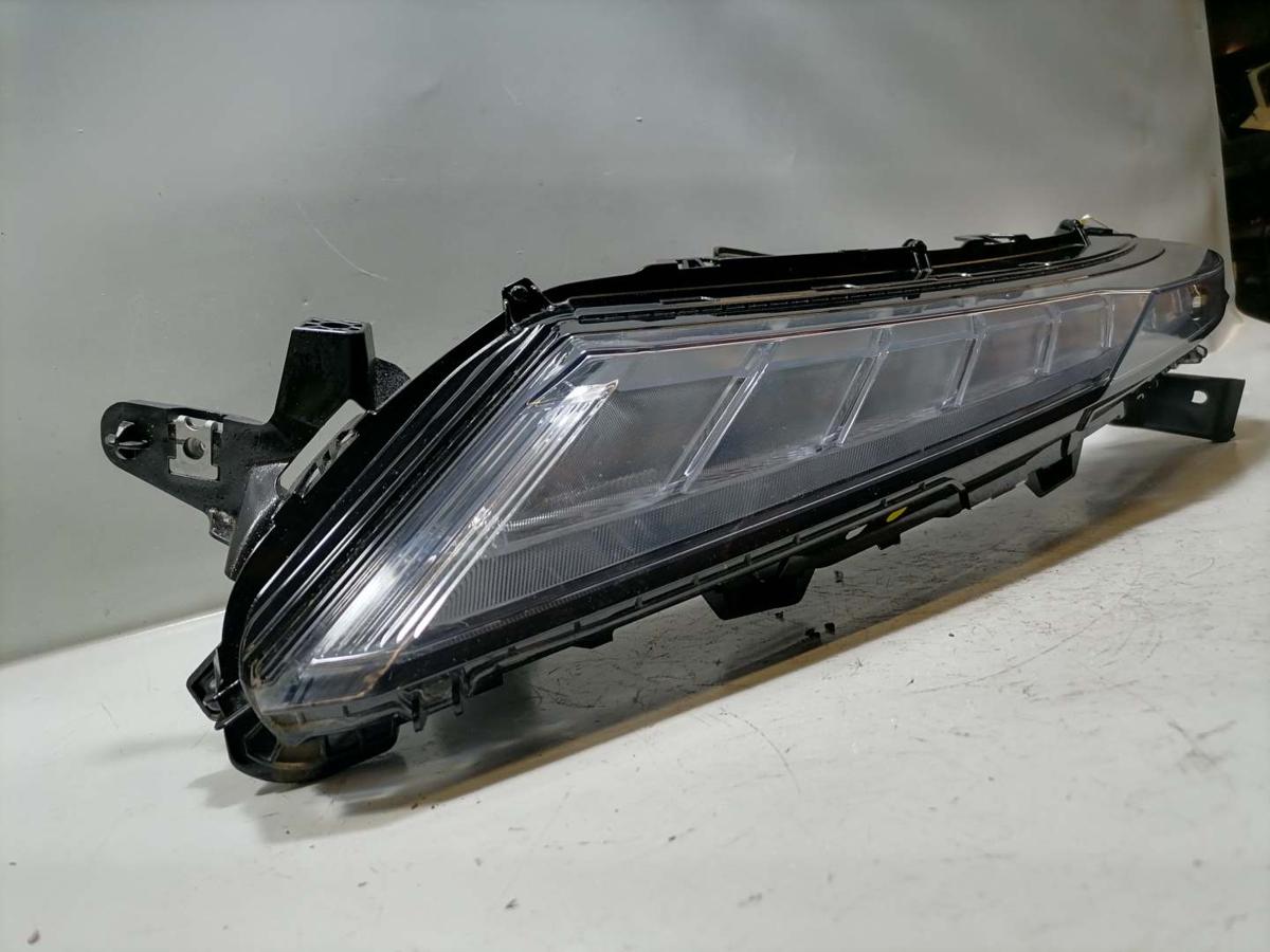 Mitsubishi Eclipse Cross original Kombileuchte Tagfahrlicht Scheinwerfer links oben Facelift Bj.2023